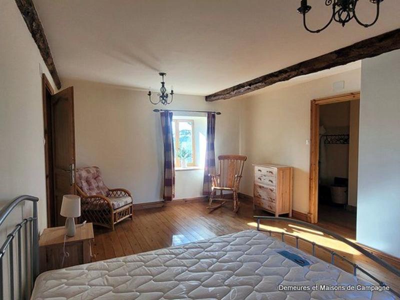 Maison - 217 m² - 8 pièces