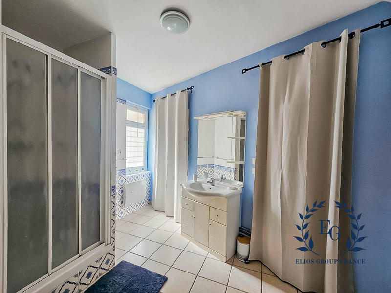 Maison ancienne - 176 m² - 7 pièces