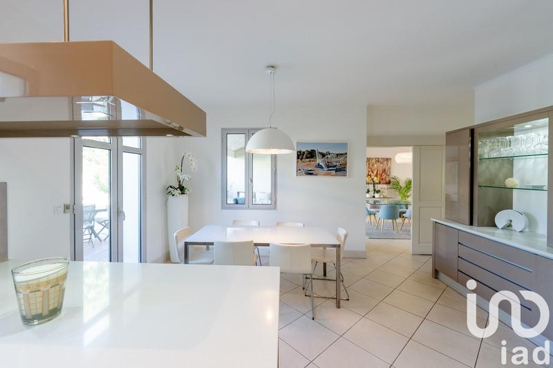 Maison - 193 m² - 6 pièces