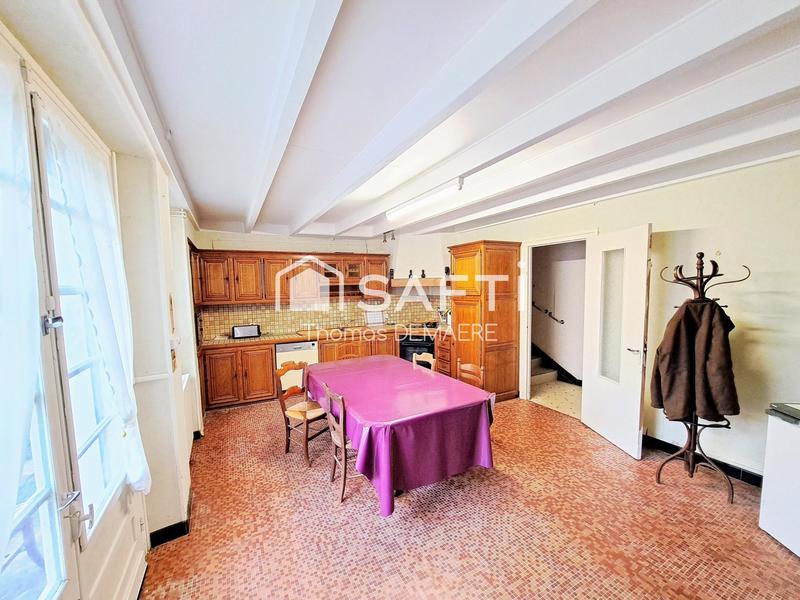 Maison - 200 m² - 7 pièces