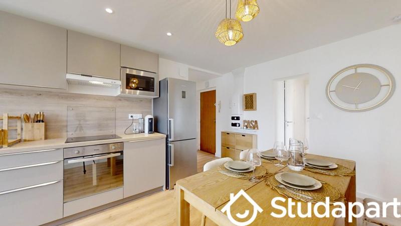 Chambre - 9 m² - 1 pièce