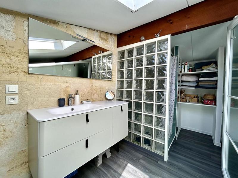 Maison - 97 m² - 3 pièces