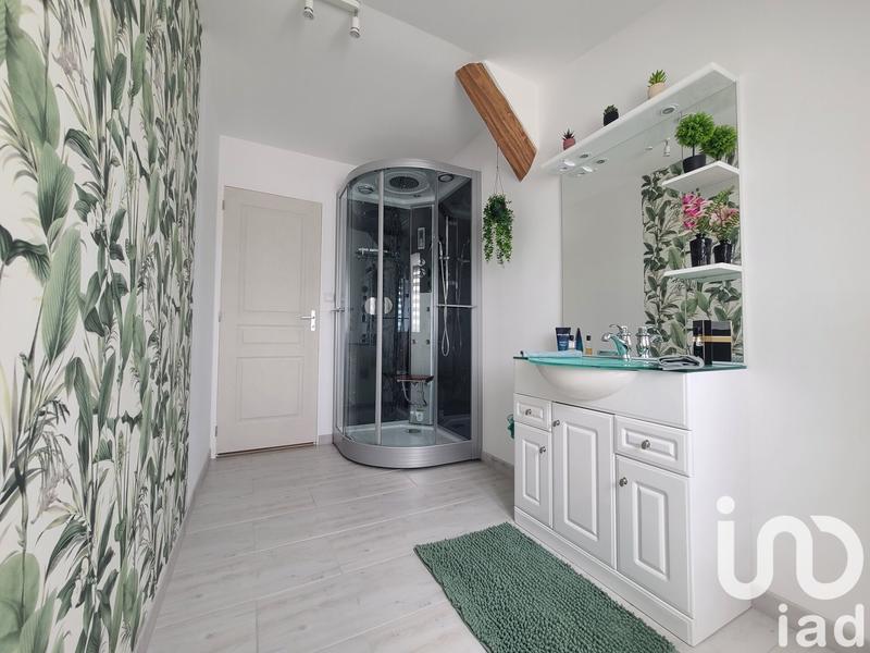 Maison - 243 m² - 8 pièces