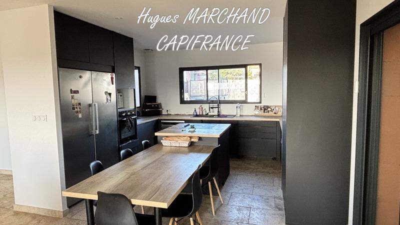 Maison - 440 m² - 16 pièces