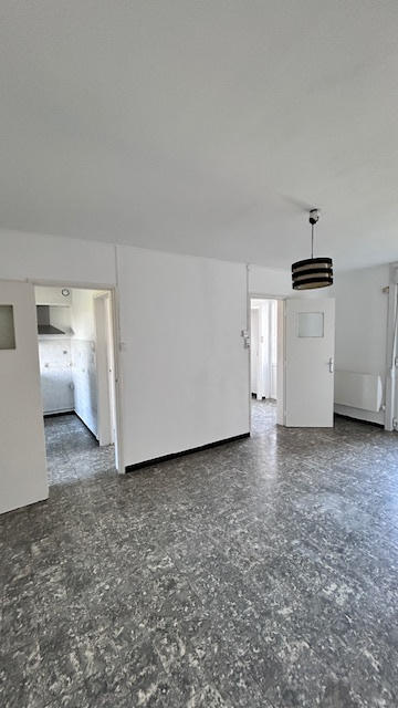 Maison - 74 m² - 5 pièces