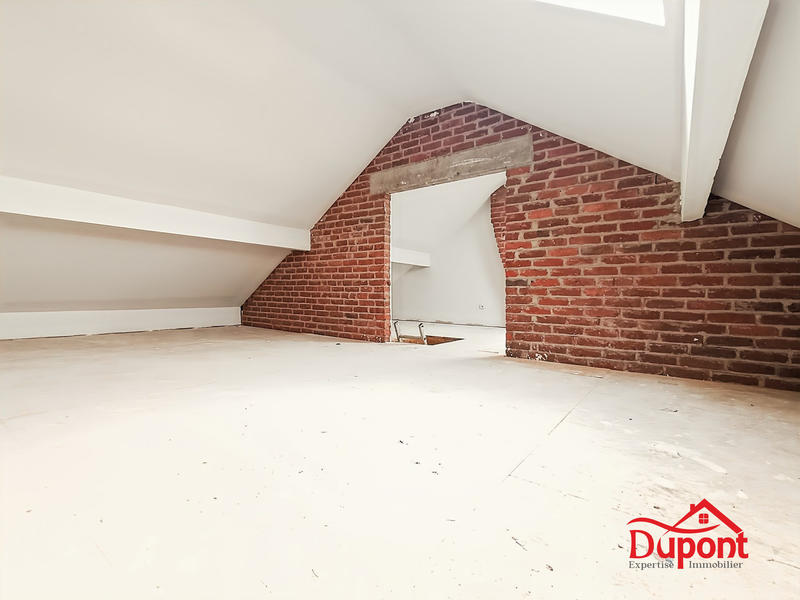 Maison - 92 m² - 5 pièces