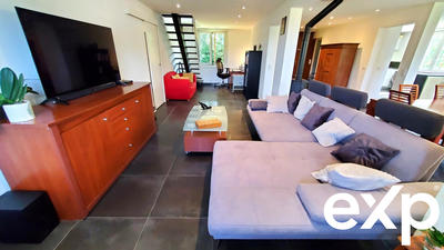 Maison - 181 m² - 5 pièces