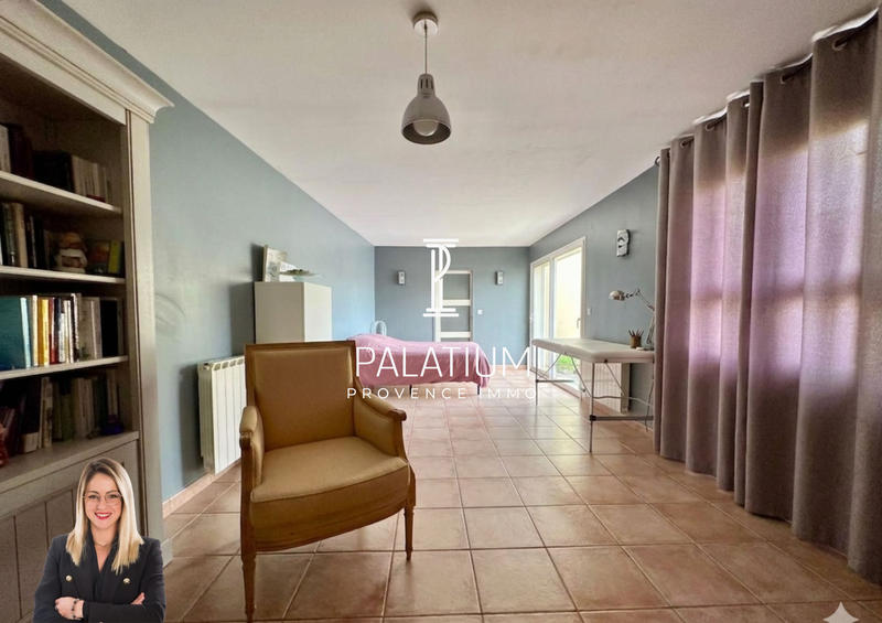 Maison - 143 m² - 6 pièces