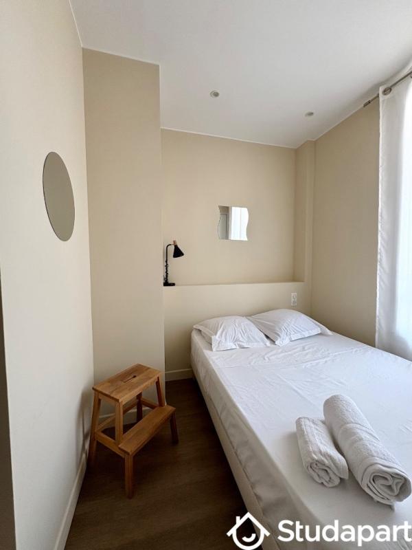 Chambre - 11 m² - 1 pièce