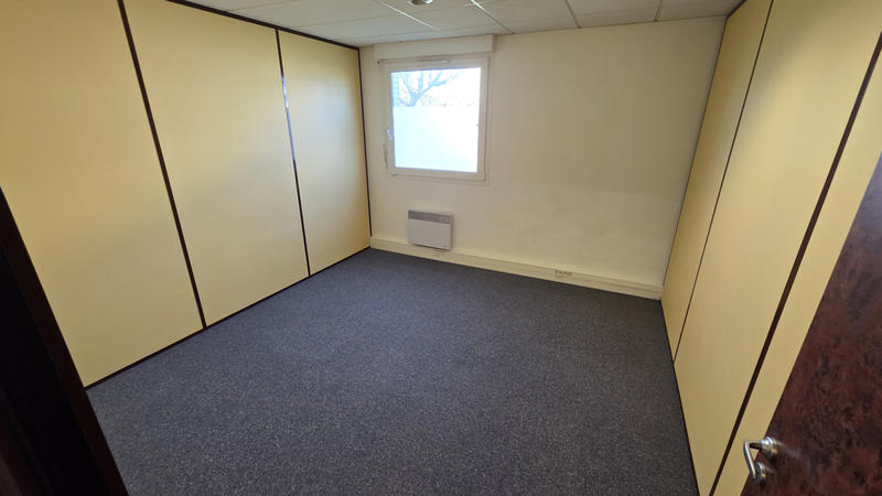 Bureau - 80 m²