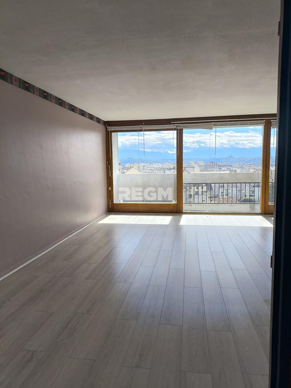 Duplex - 114 m² - 4 pièces