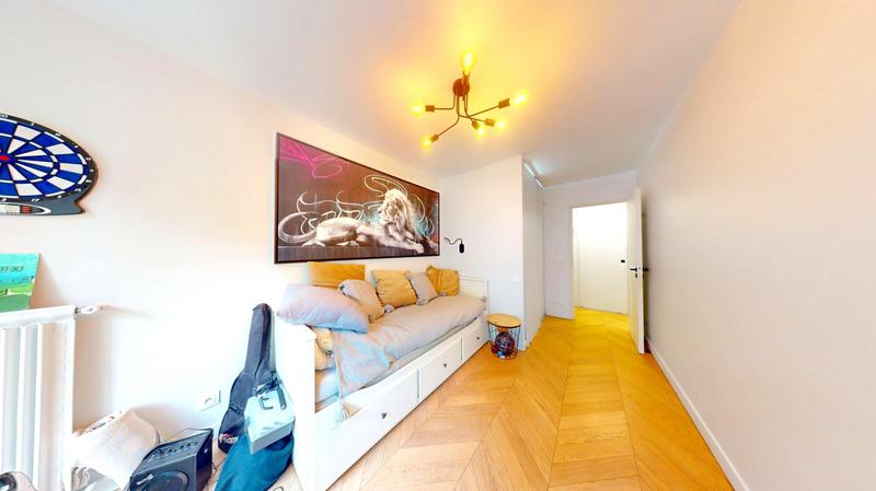 Appartement - 90 m² - 4 pièces