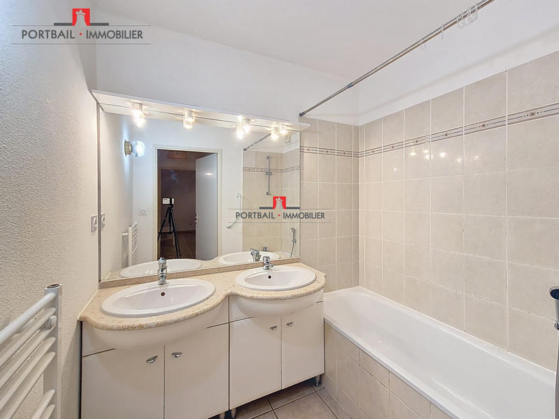 Appartement - 57 m² - 3 pièces