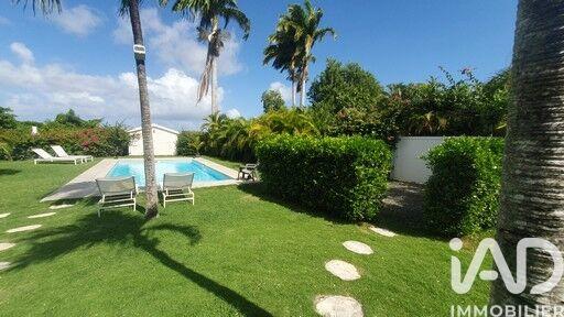 Maison - 170 m² - 5 pièces