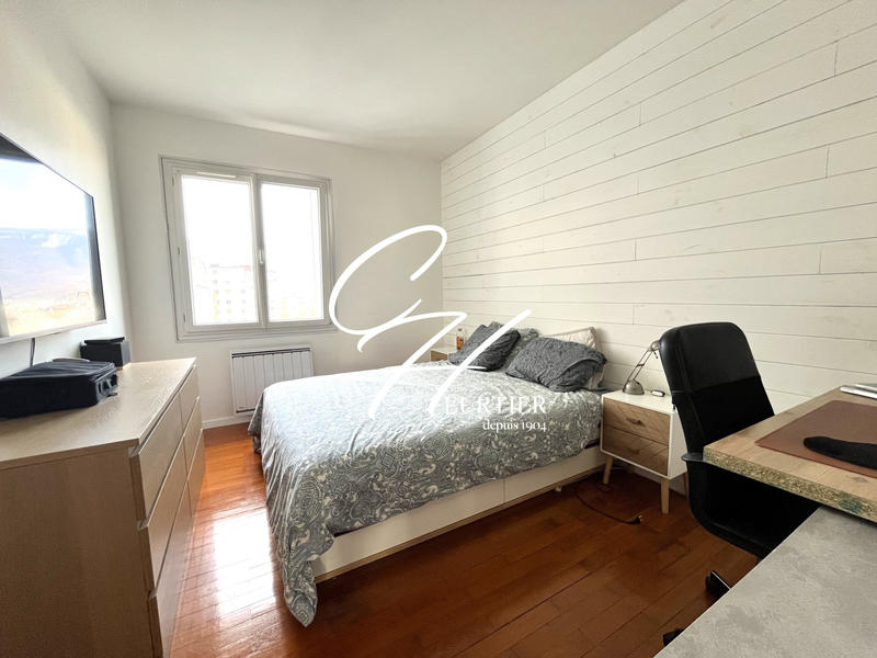 Appartement - 81 m² - 4 pièces