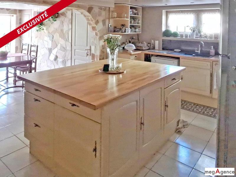 Maison - 140 m² - 7 pièces