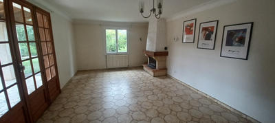 Villa - 90 m² - 5 pièces