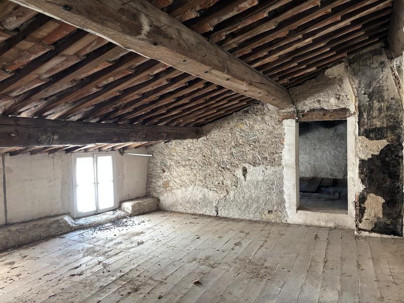 Maison ancienne - 161 m² - 6 pièces