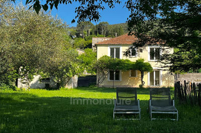 Villa - 197 m² - 7 pièces