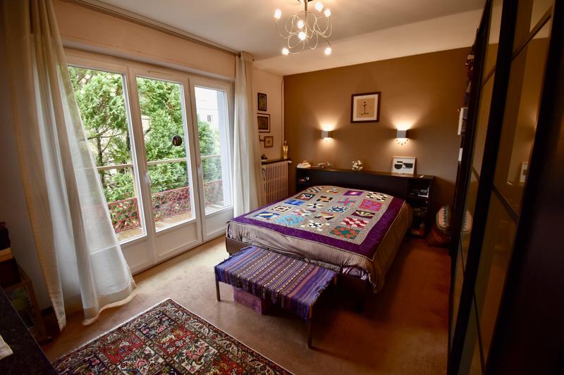 Maison traditionnelle - 149 m² - 6 pièces