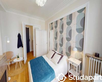 Chambre - 80 m² - 1 pièce