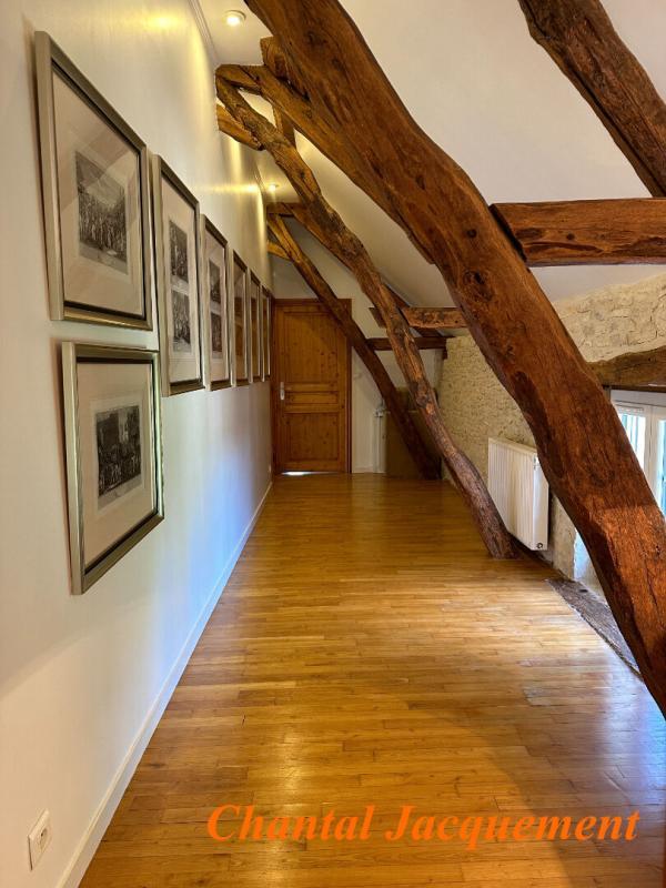 Maison - 390 m² - 16 pièces