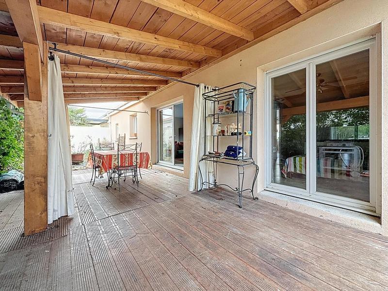 Maison - 102 m² - 4 pièces