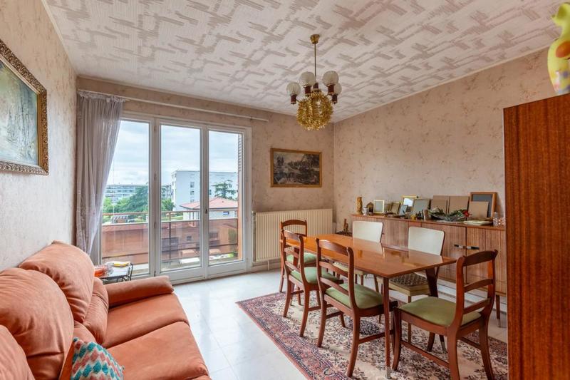 Appartement - 77 m² - 3 pièces