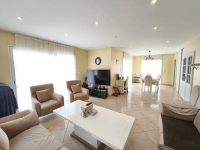 Maison - 147 m² - 7 pièces