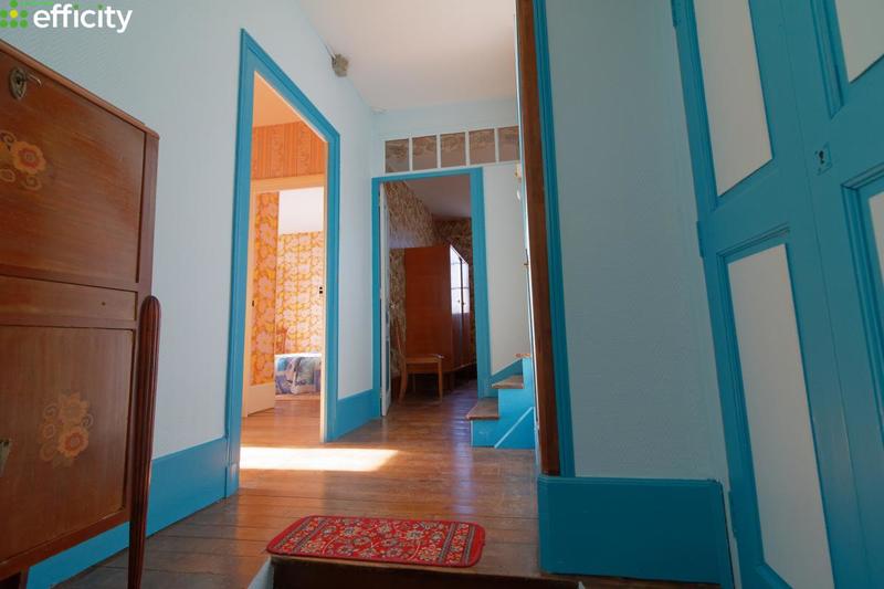 Maison - 128 m² - 7 pièces