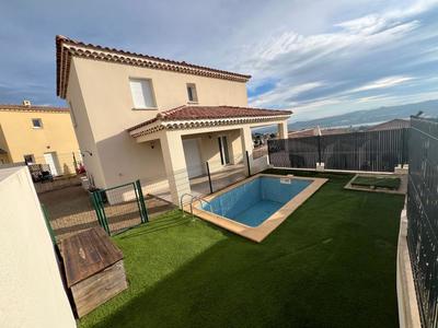 Maison - 132 m² - 6 pièces