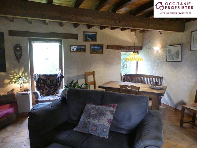 Propriété - 280 m² - 10 pièces