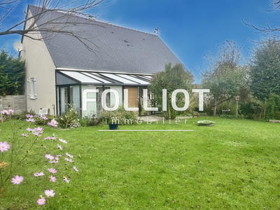 Maison - 121 m² - 6 pièces