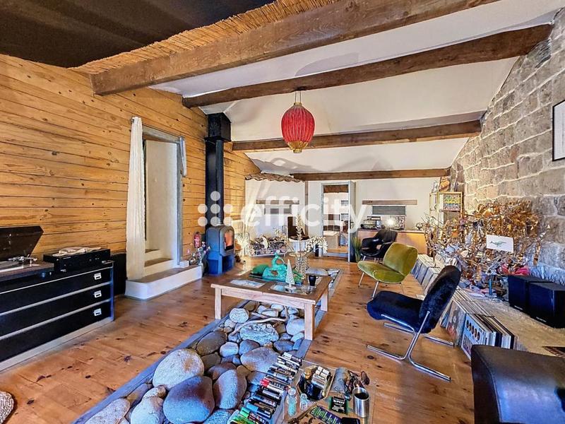 Maison en pierre - 110 m² - 3 pièces