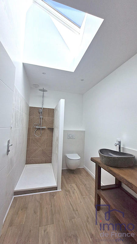 Maison - 162 m² - 7 pièces