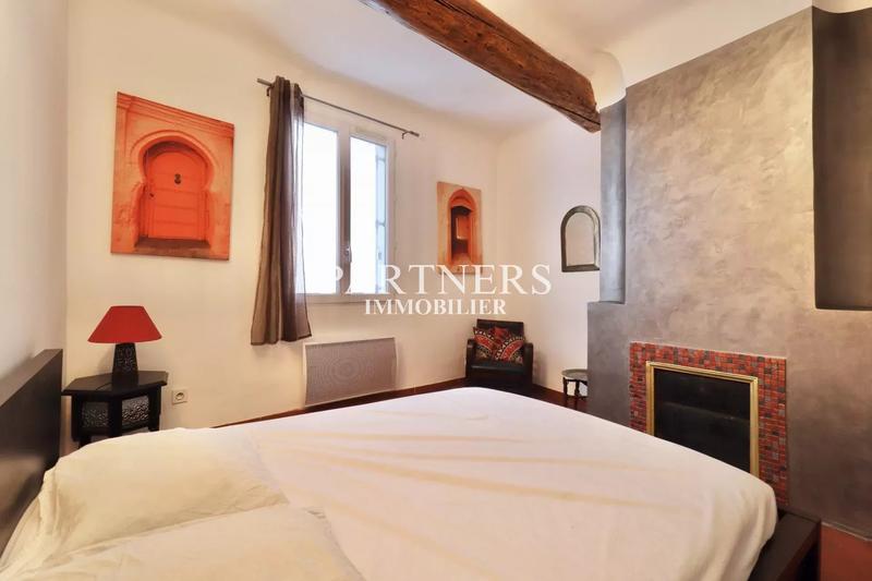 Appartement - 90 m² - 4 pièces