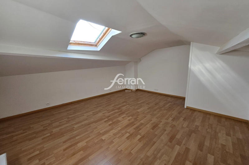 Appartement - 61 m² - 2 pièces