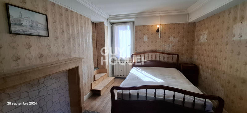 Maison - 200 m² - 5 pièces