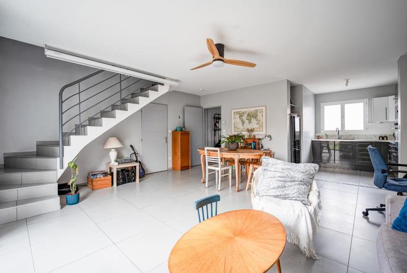 Maison - 80 m² - 4 pièces