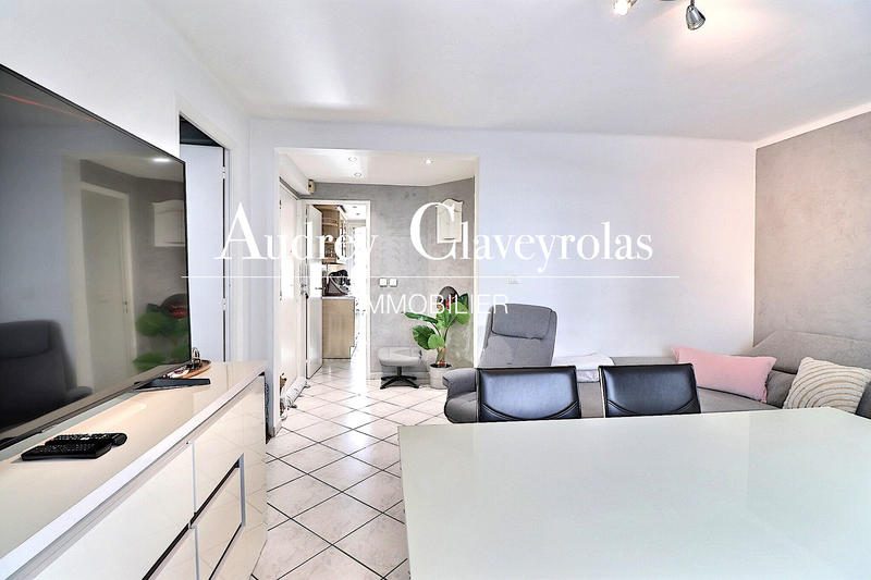 Appartement - 70 m² - 4 pièces