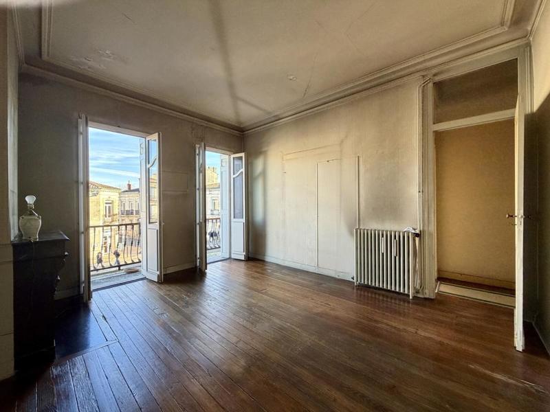 Appartement - 100 m² - 4 pièces