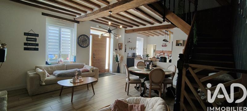 Maison - 186 m² - 8 pièces