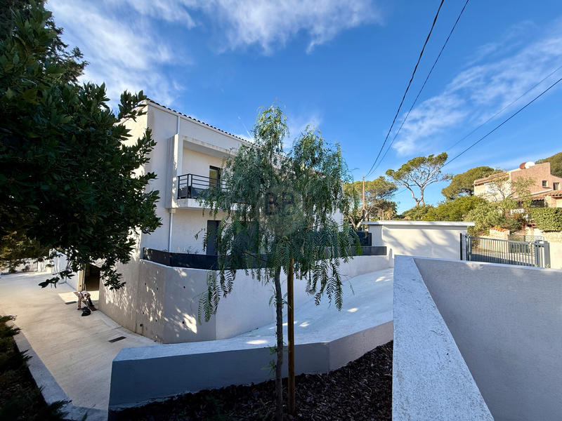 Appartement - 106 m² - 3 pièces