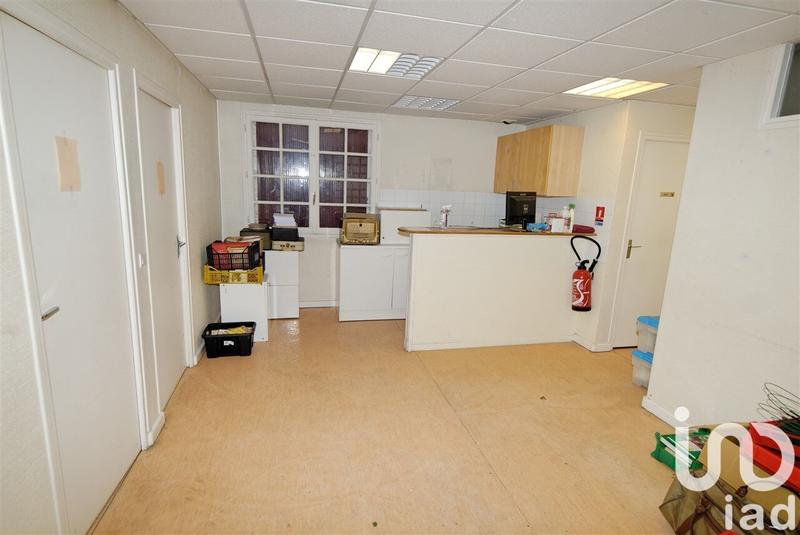 Maison - 260 m² - 12 pièces