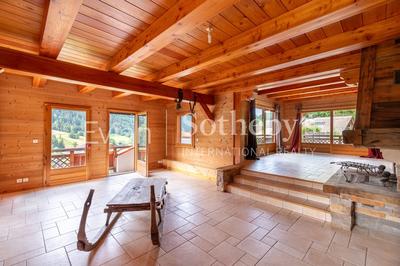 Châlet - 228 m² - 10 pièces