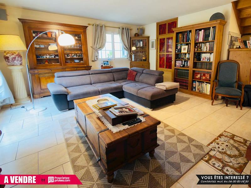 Maison - 230 m² - 8 pièces