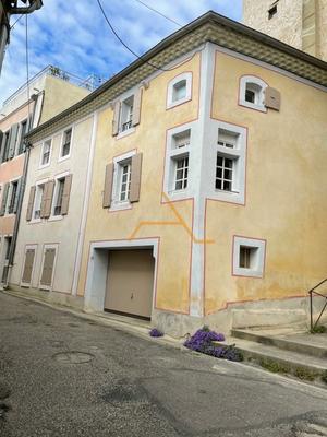 Maison de village - 159 m² - 4 pièces