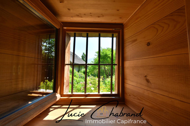 Maison - 127 m² - 10 pièces