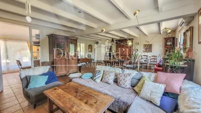 Maison - 172 m² - 7 pièces