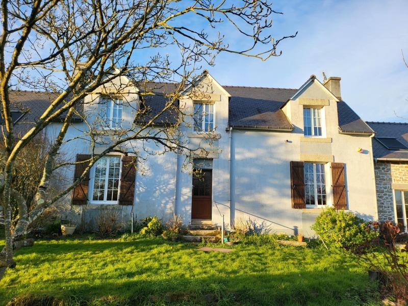 Maison en pierre - 140 m² - 5 pièces